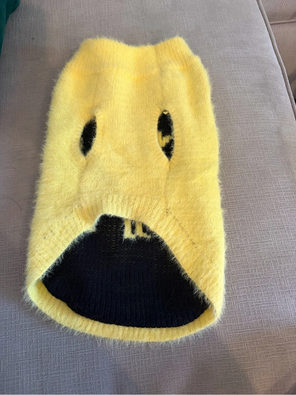 Yellow Dog Sweater with Black Reindeer Motif - Unbranded